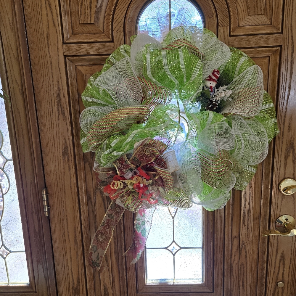 Handcrafted 24" Mesh Christmas Wreath